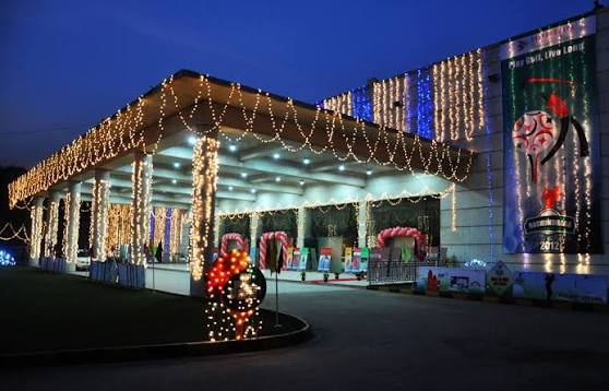 Lion community center