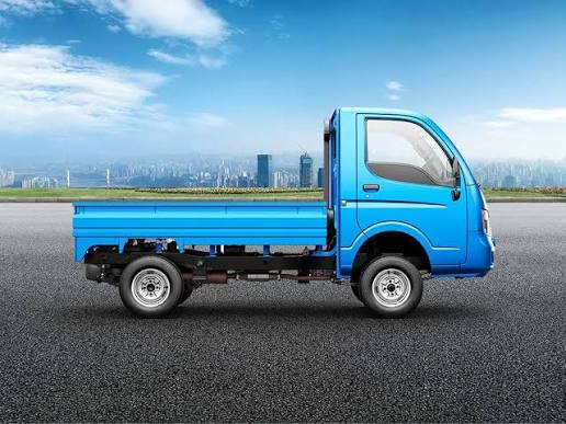 ছোট পিকআপ